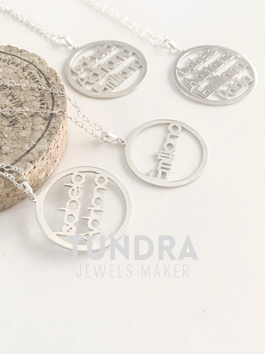 COLLAR NOMBRES EN CIRCULO