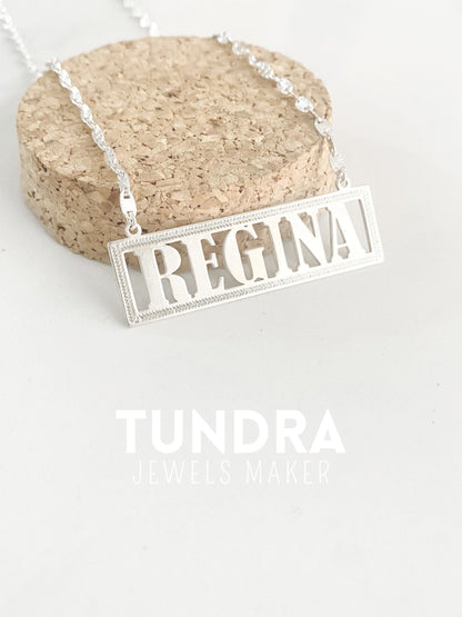 COLLAR PLACA CON NOMBRE HUECO